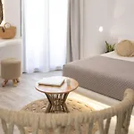 Apartahotel Majestique Of Naxos