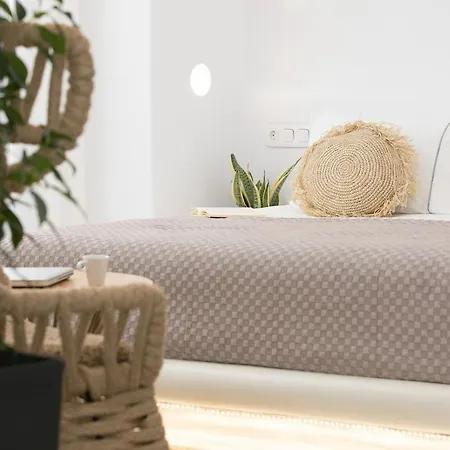 Majestique Of Naxos Boutique Ξενοδοχείο με διαμερίσματα *