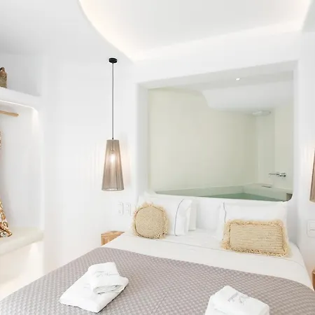 Majestique Of Naxos Boutique Ξενοδοχείο με διαμερίσματα *